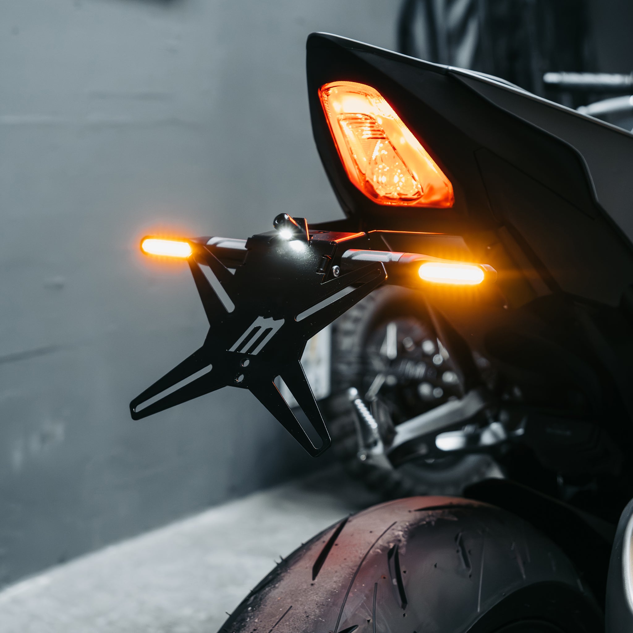 MOTOISM Honda CB1000 Hornet / SP Tail Tidy – Kennzeichenhalter ab 2024